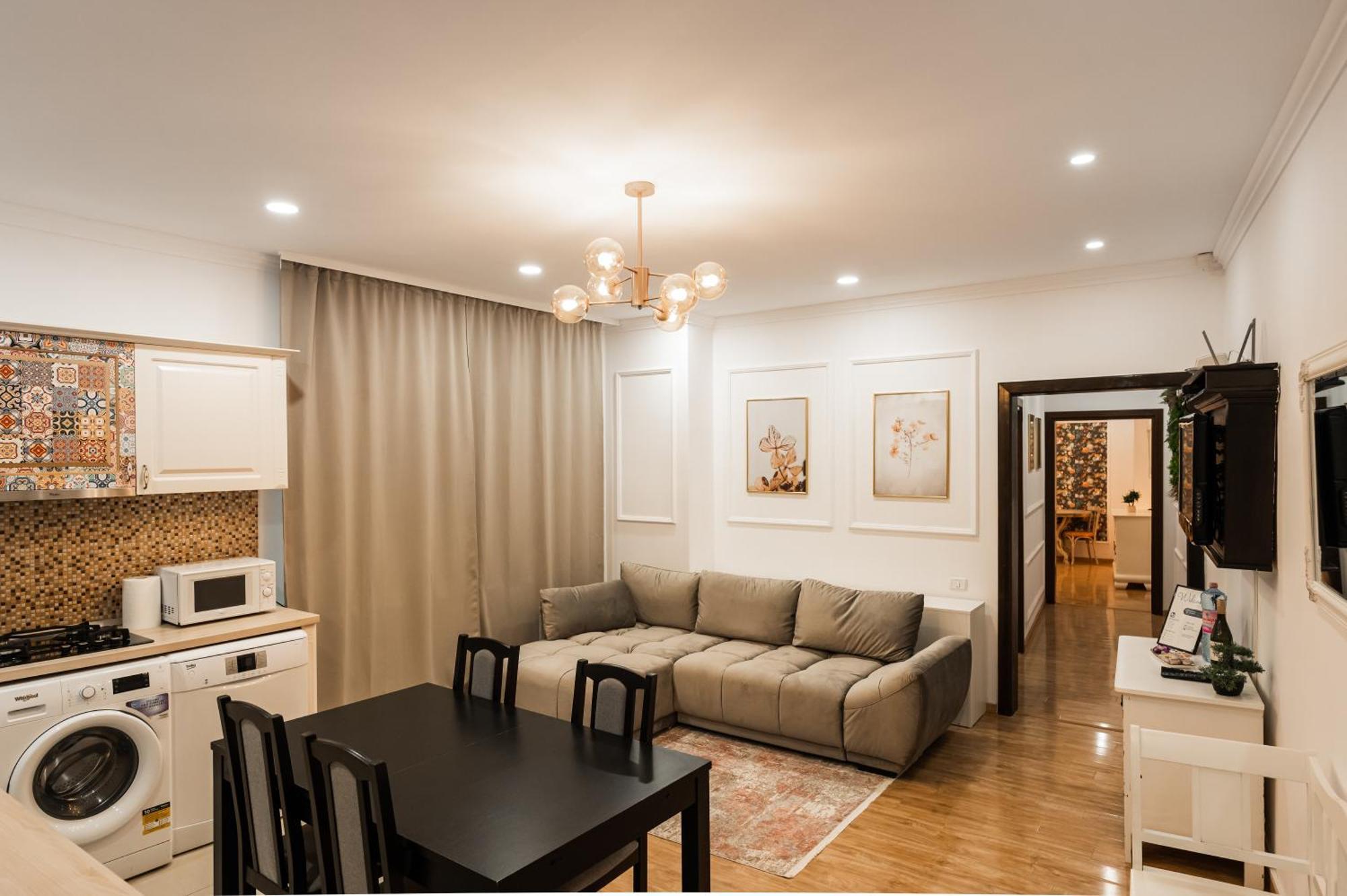 Апартаменты Apollonia Estate Old Town Big And Luxurious Брашов Экстерьер фото